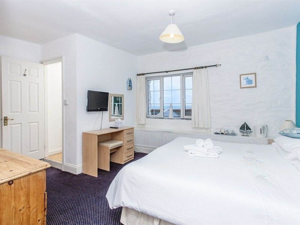 Фото The Driftwood Spars