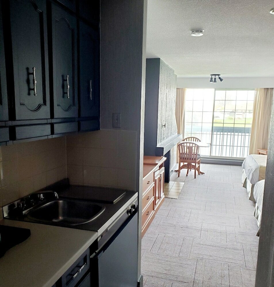 Фото Lagoon City Pier One Resort