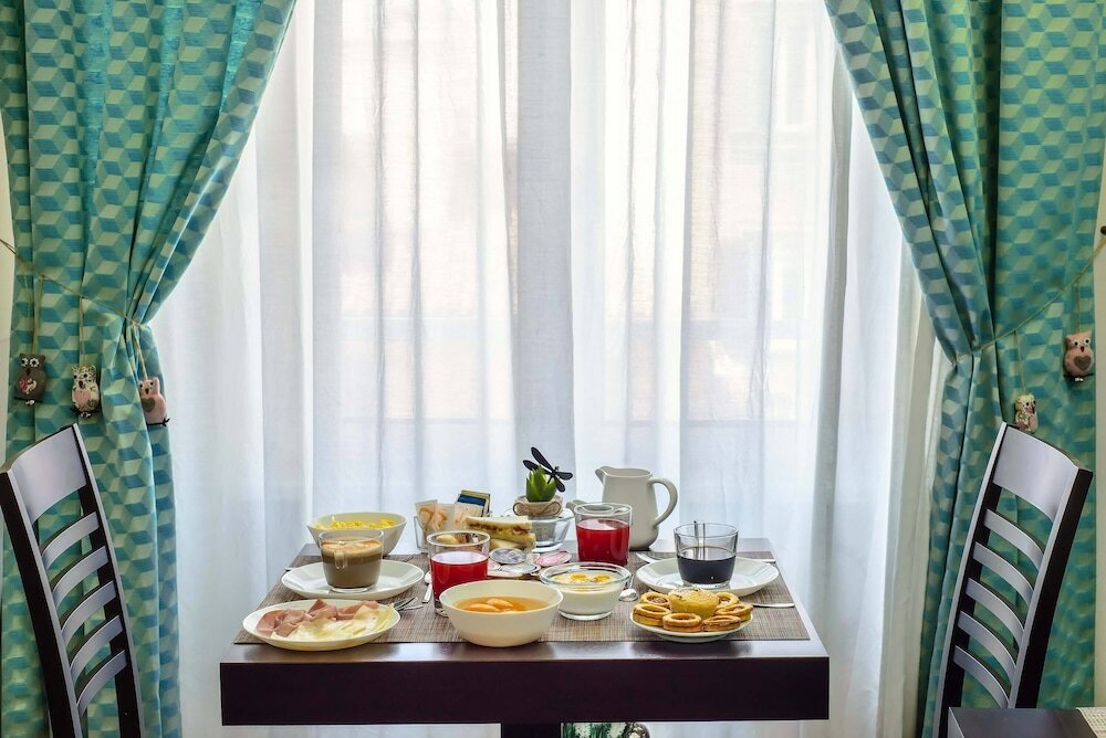 Фото Merulana Inn