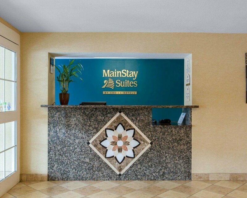 Гостиница Mainstay Suites