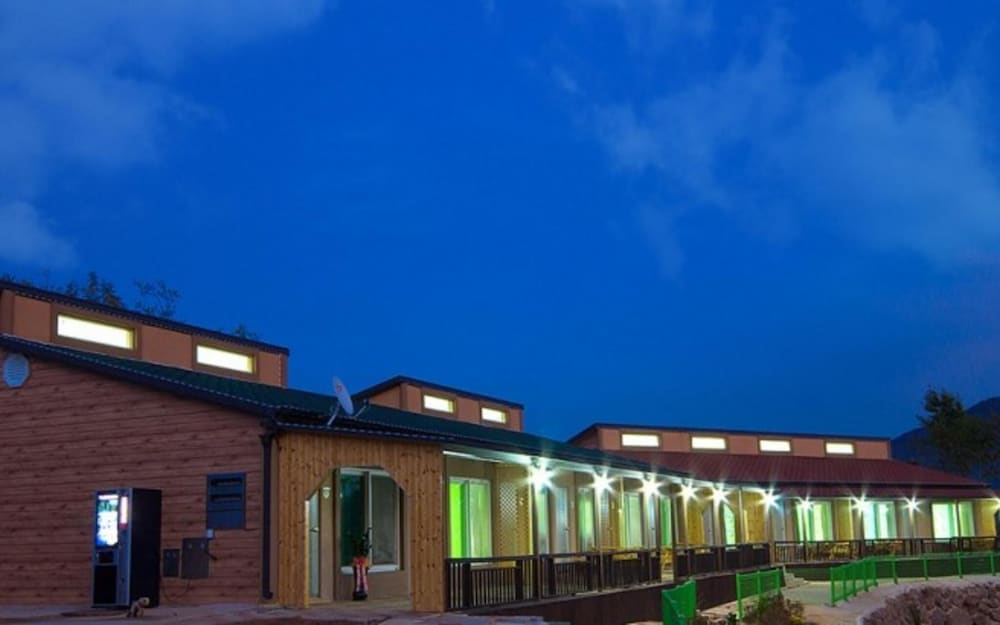 Фото Suncheon Bay Baramuieondeok Pension