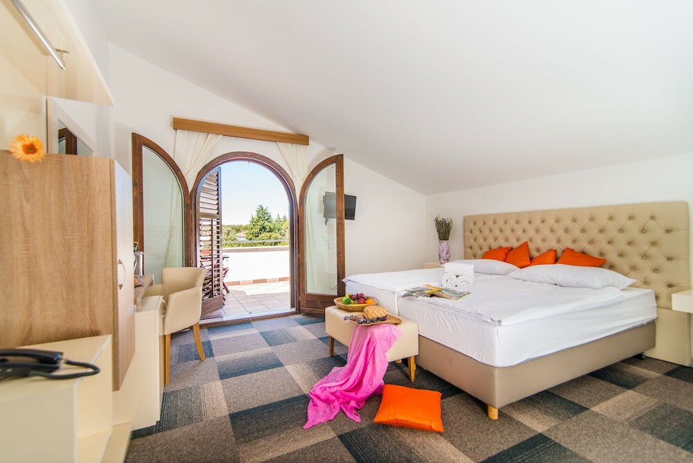 Фото Hotel Vrsar villa