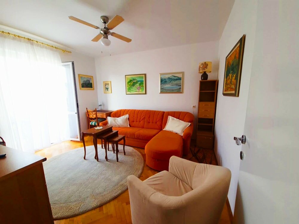 Фото Insideout Apartment