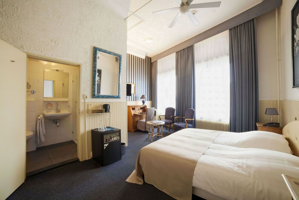 Фото Hotel Dordrecht