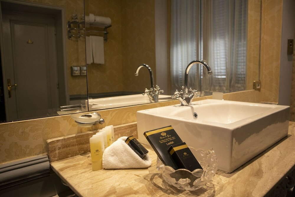 Фото Le Metropole Luxury Heritage Hotel Since 1902 by Paradise Inn Group