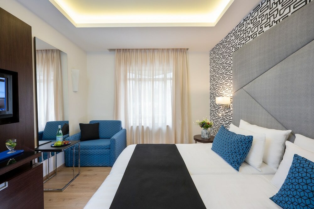 Фото Hotel Yehuda