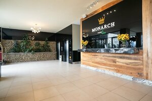 Гостиница Monarch Hotel