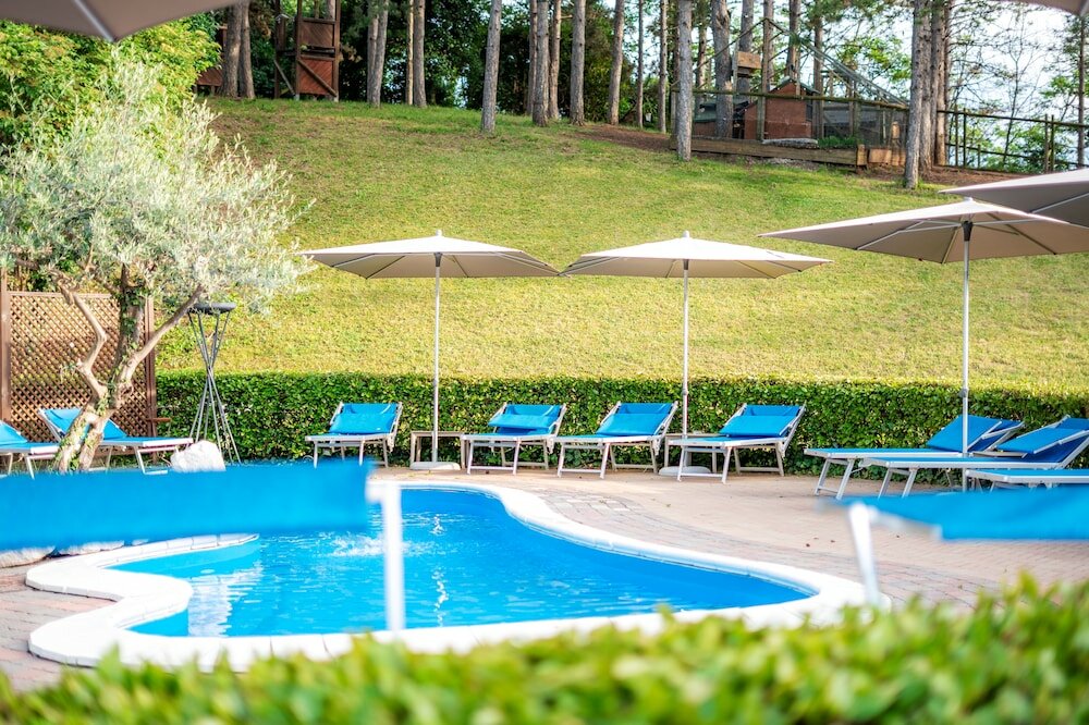 Фото La Valle Dei Caprioli - B&b