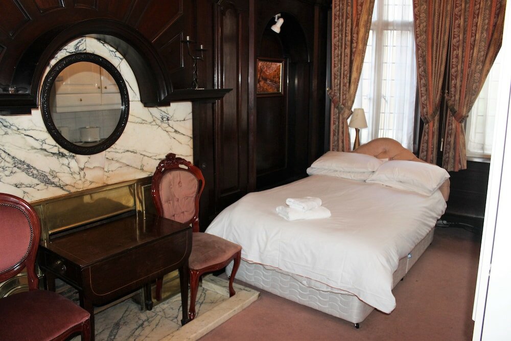 Фото London Aparthotel