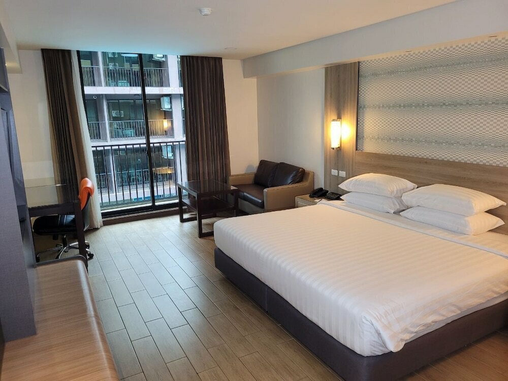 Фото Dynasty Grande Hotel