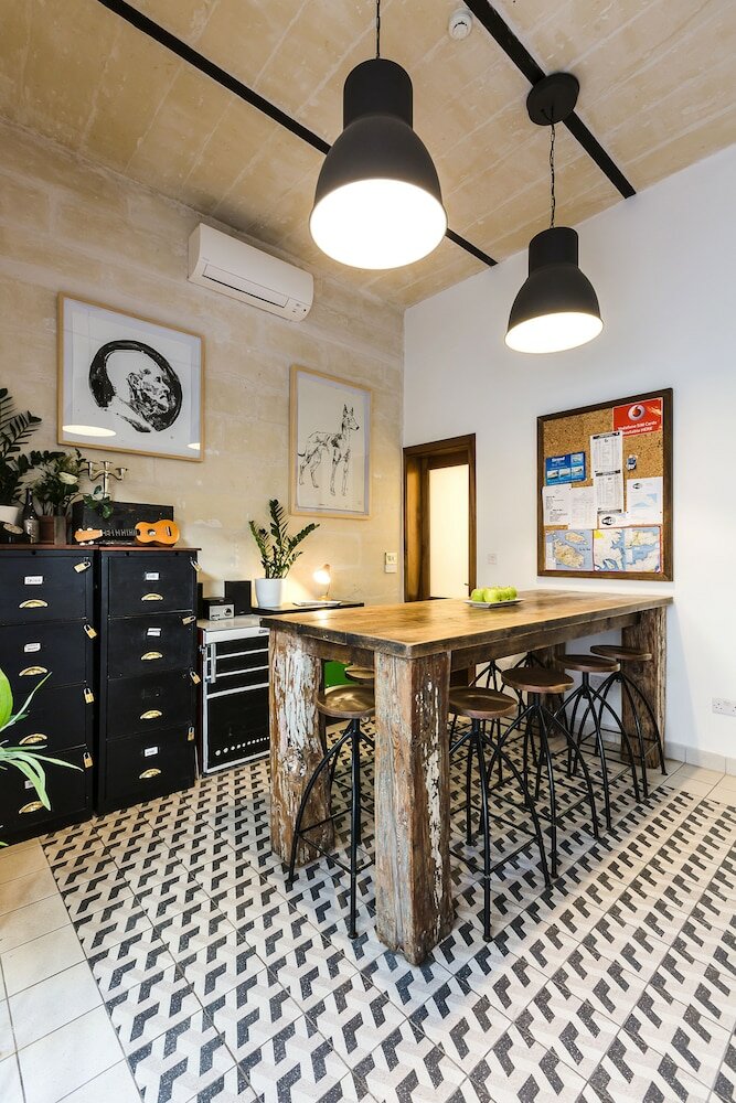 Фото Two Pillows Boutique Hostel