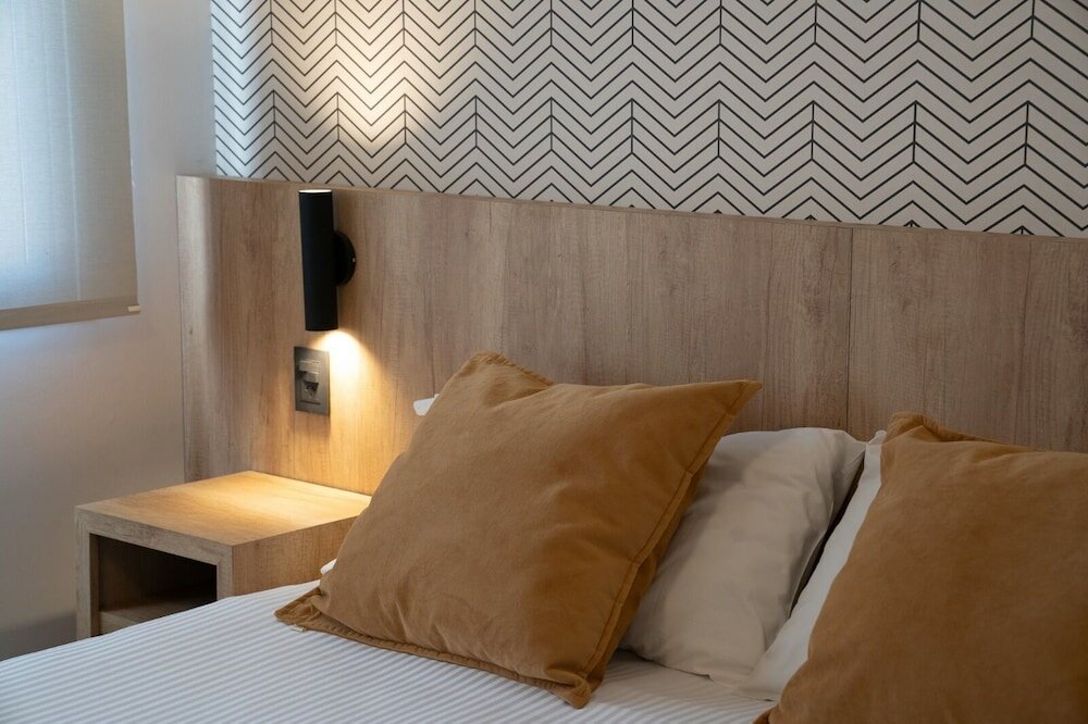 Фото Urbana Class Hotel