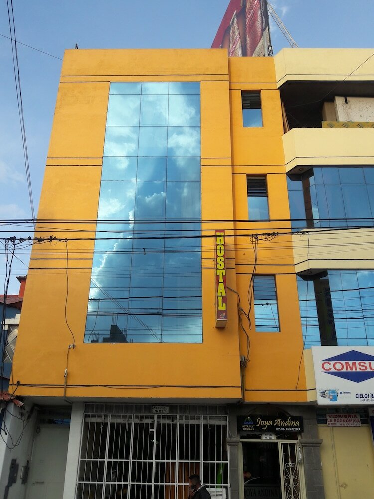 Фото отеля 2