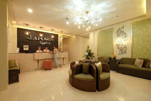 Гостиница Jai-cob's Suites в Короне
