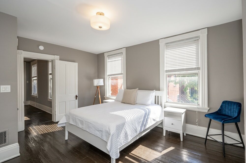 Фото River City Nest № 2