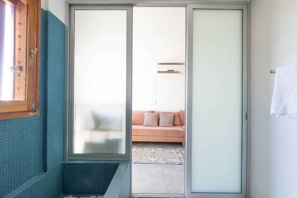 Фото Secret Garden by Tlv2rent