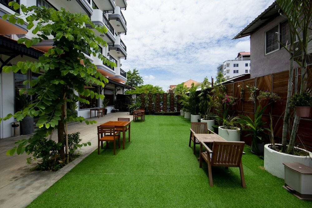 Фото Two Seasons Siem Reap Hotel