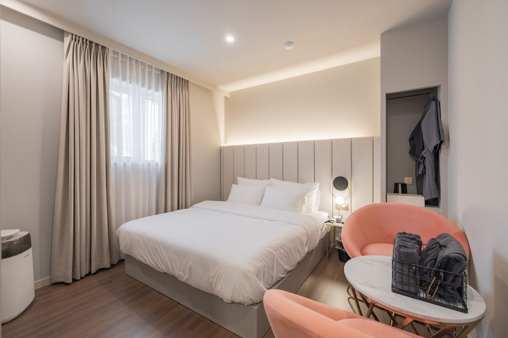 Фото Denbasta Hotel Heritage