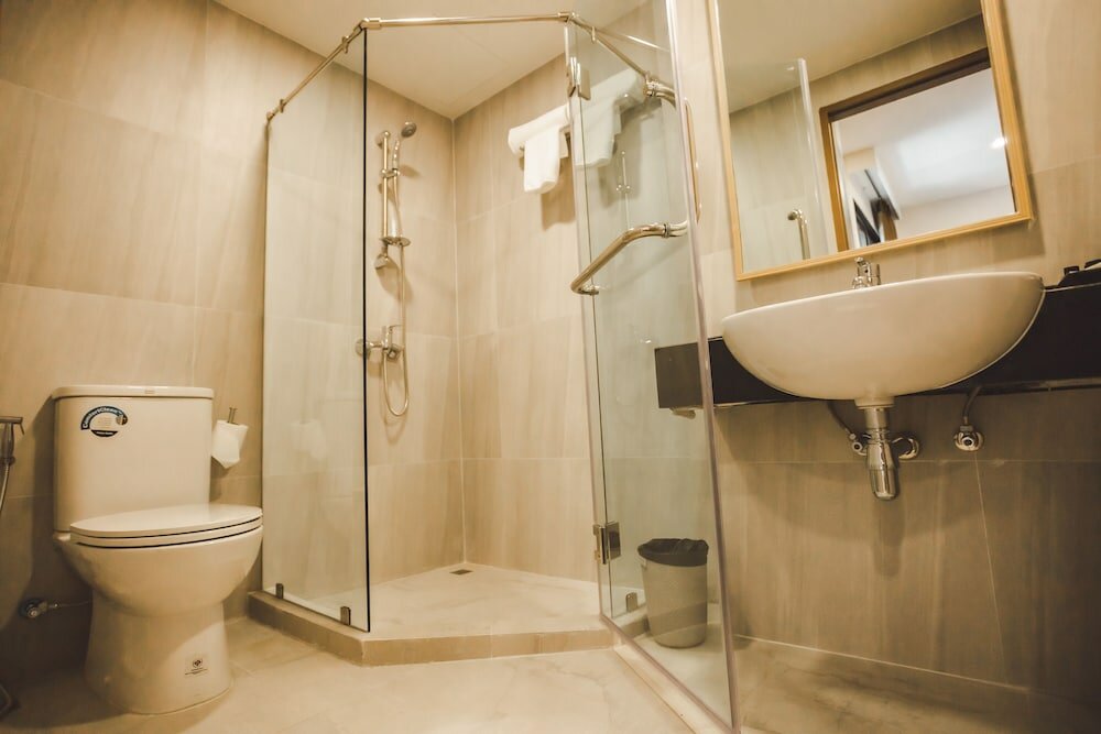 Фото B2 Amata Nakorn Premier Hotel