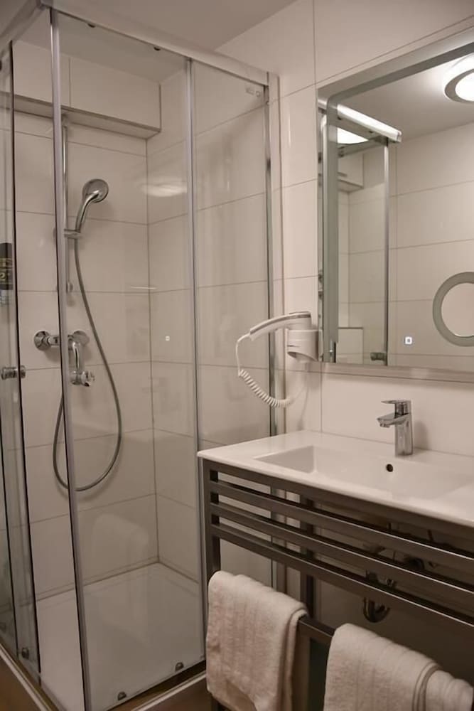 Фото Myrsini Hotel