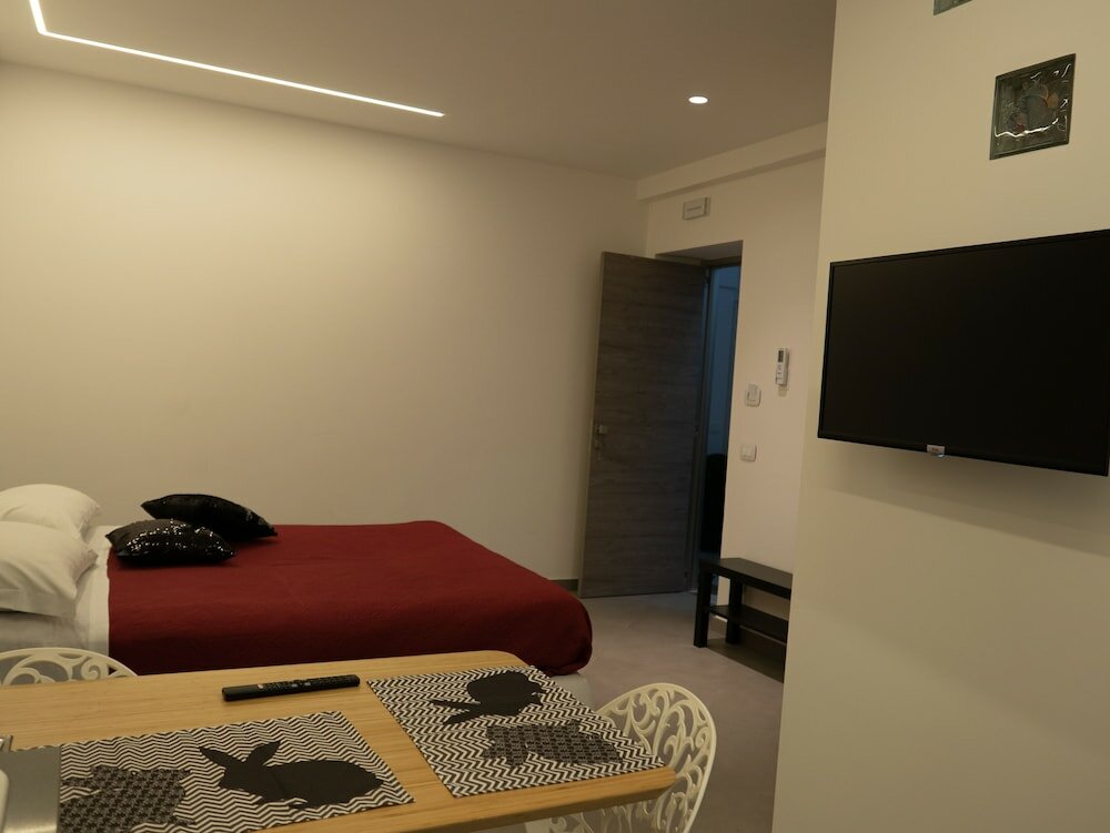 Фото San Francesco Rooms L. T.