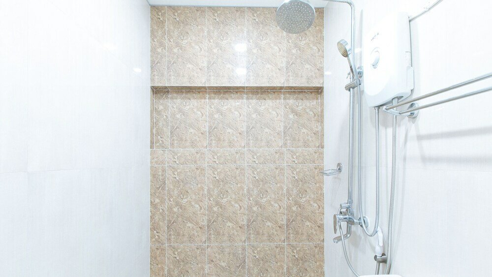 Фото RedDoorz near SM Bicutan