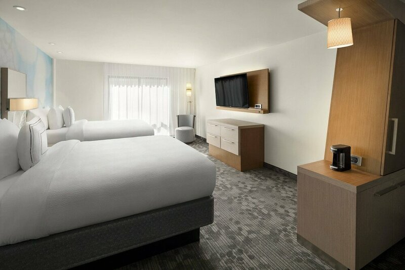 Гостиница Courtyard by Marriott Seattle Northgate в Сиэтле