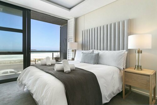 Гостиница SeaCrest B102 by HostAgents в Кейптауне