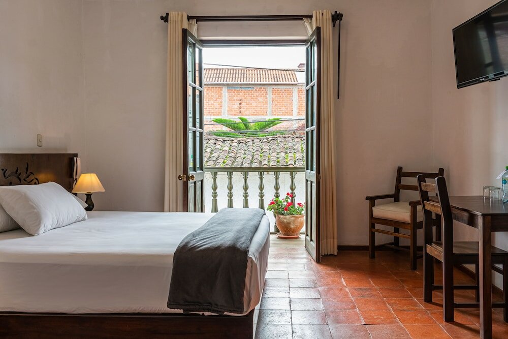 Фото La Xalca Hotel