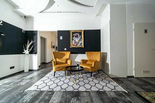 Гостиница Full House Hotel Nürnberg - shared bath & kitchen в Нюрнберге