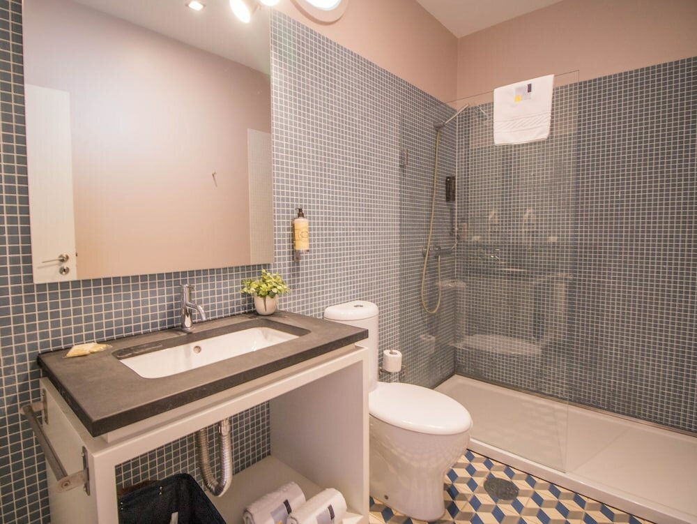 Фото Alibi by YoursPorto