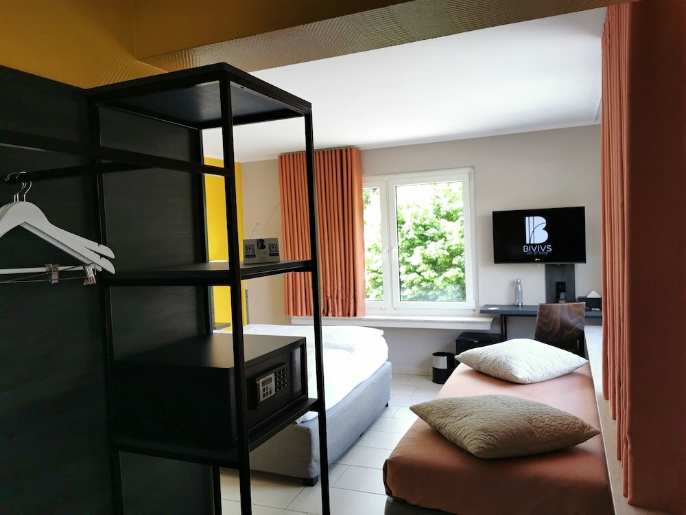 Фото Bivius Eat & Sleep