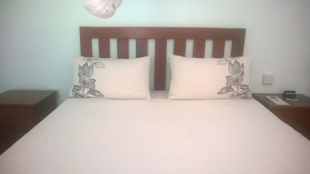 Фото Gloria's Bed and Breakfast