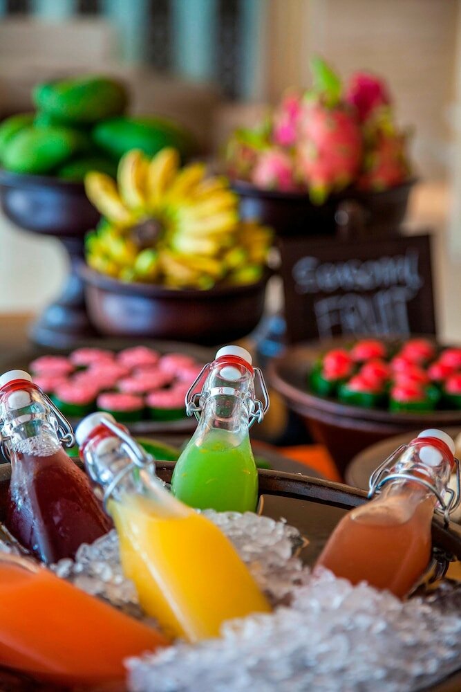 Фото Courtyard by Marriott Bali Seminyak Resort