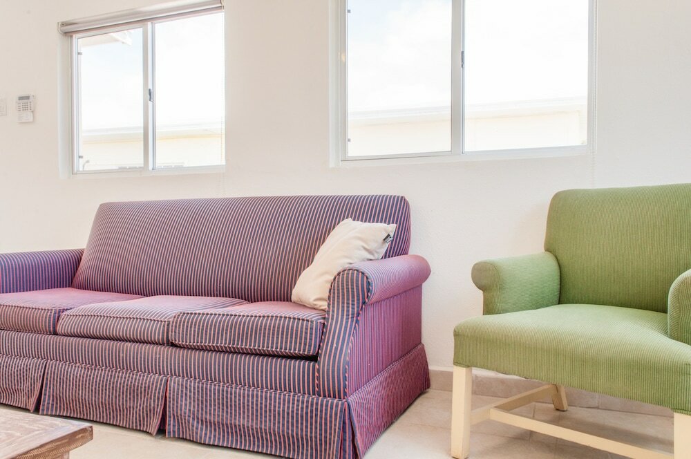 Фото Pauline's Apartments Aruba