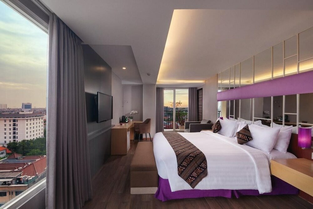 Фото Quest Hotel Darmo - Surabaya by Aston