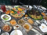 Горький (Mira Avenue, 422), restaurante