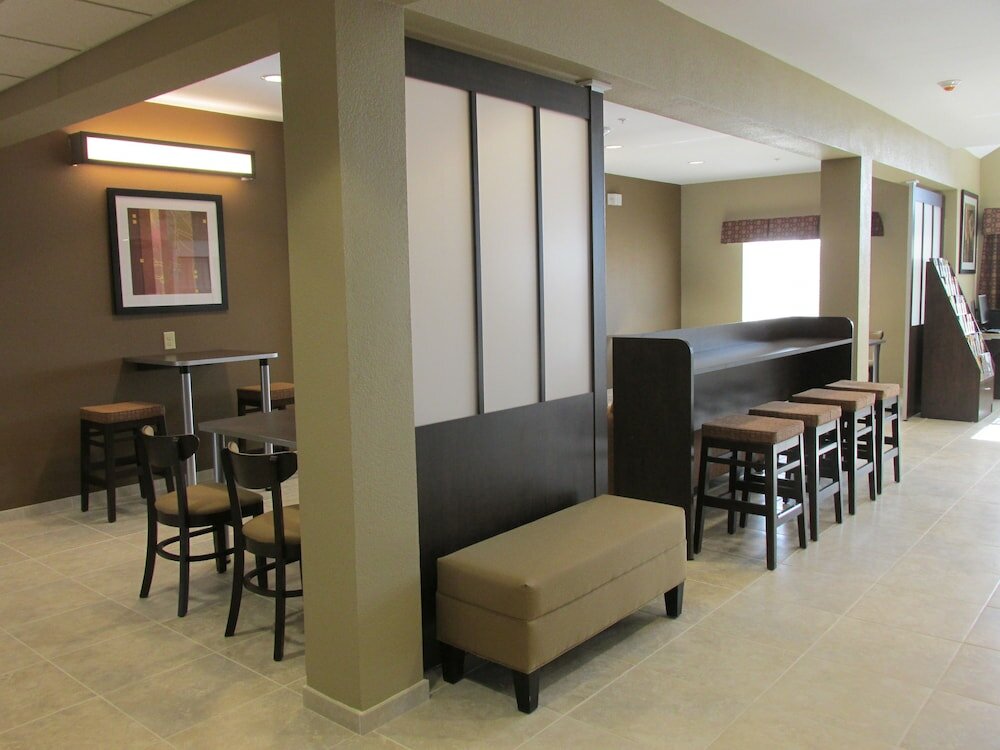 Фото Microtel Inn & Suites by Wyndham Midland