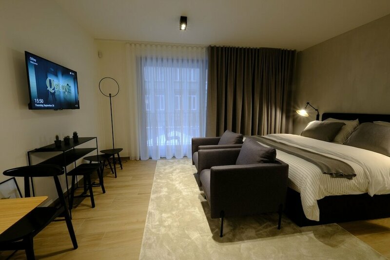 Гостиница Qstay Good Living Apartments в Антверпене