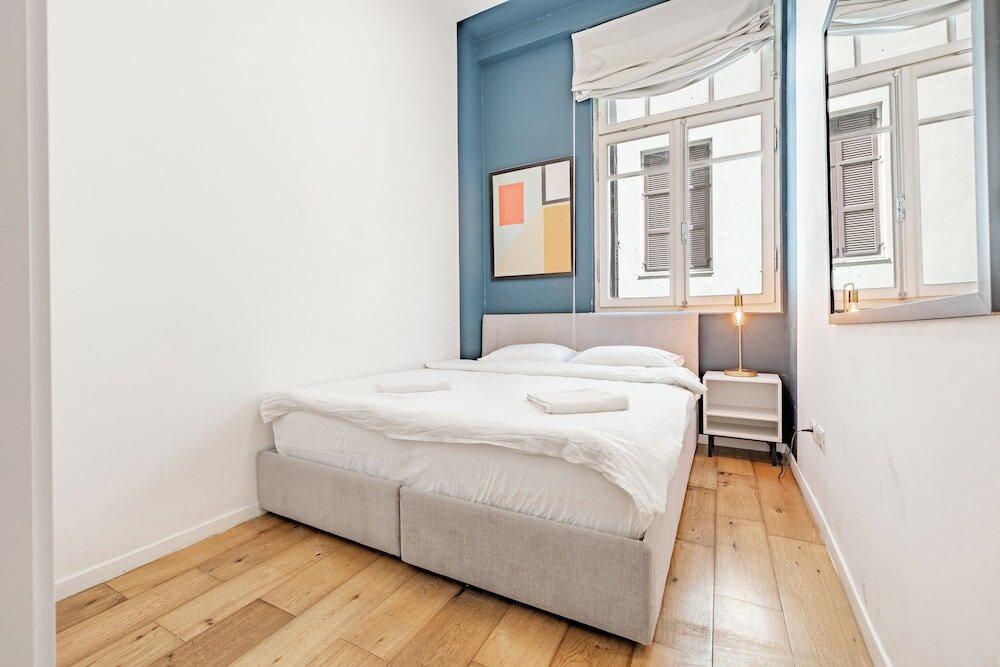 Фото OurPlace Rothschild Allenby by Tie