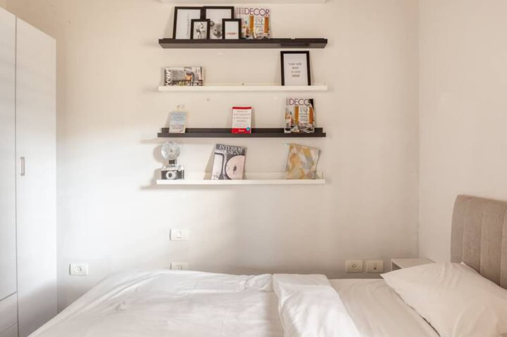 Фото OurPlace Rothschild Allenby by Tie