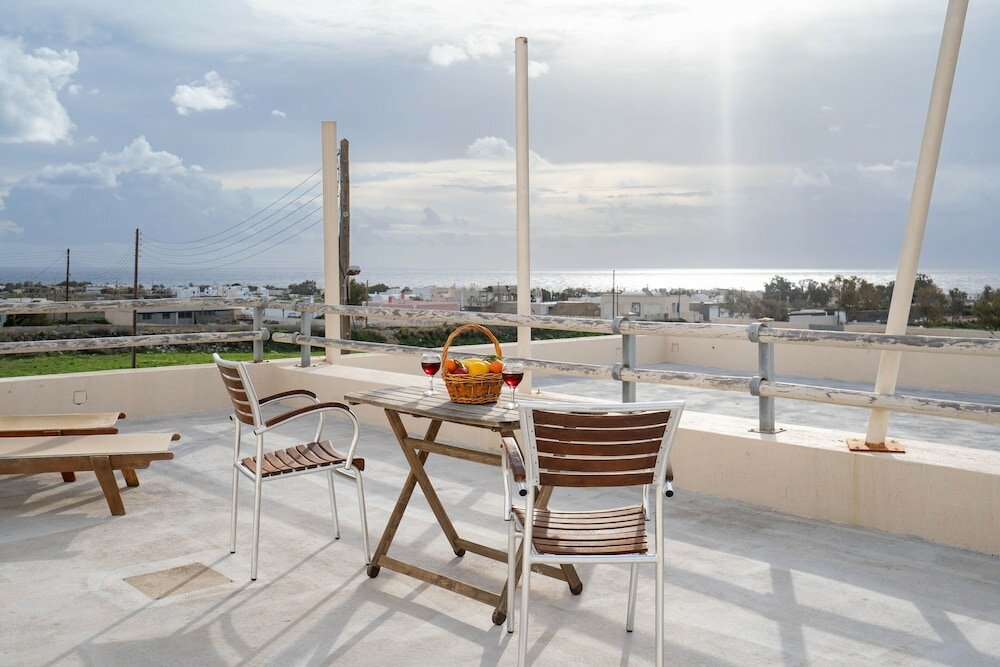 Фото Kapeli Suites