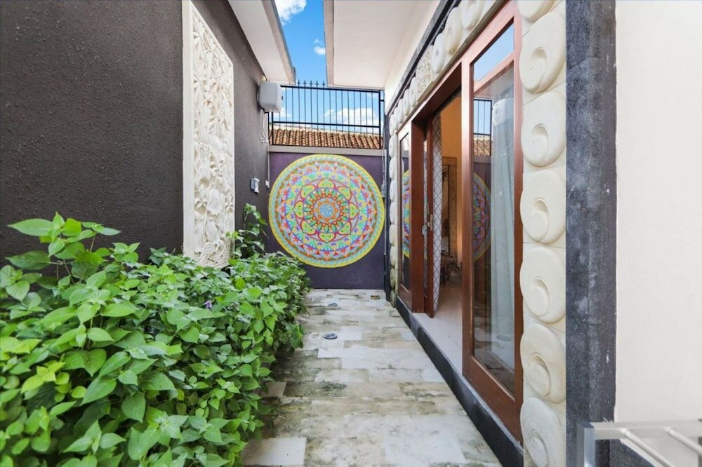 Фото Grace villa 5 minutes walk to the beach