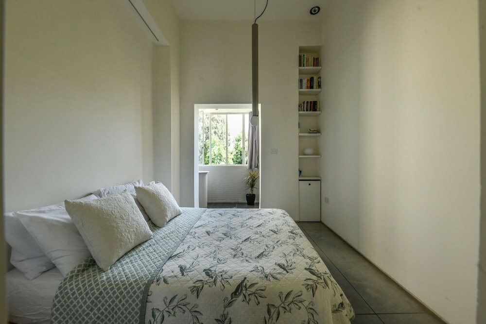 Фото Modern & Bright 3br apt with 2Balconies