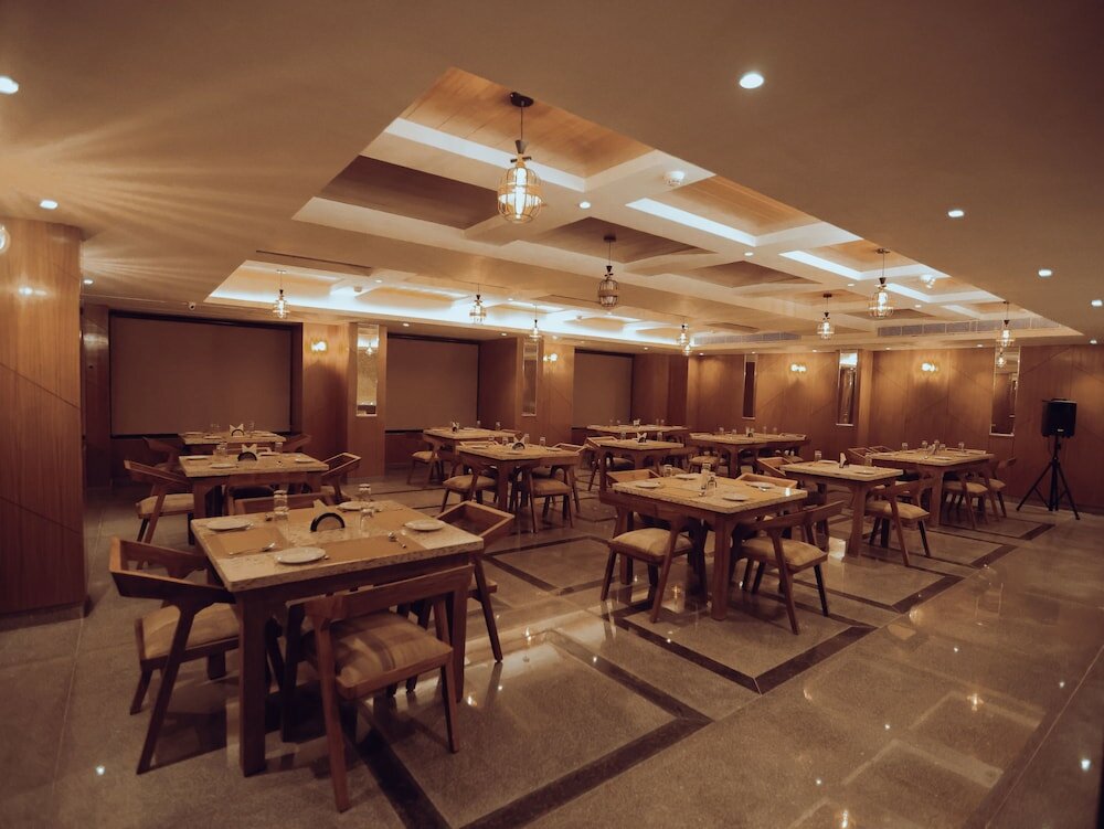 Фото Clarks Inn Express Dehradun