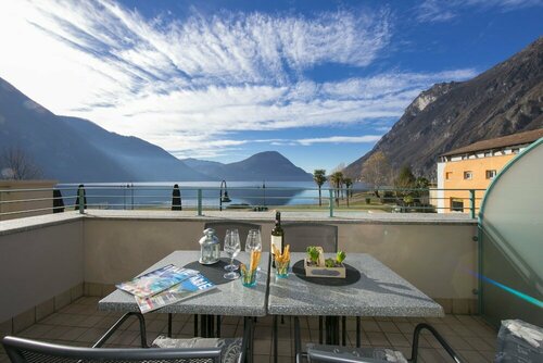 Апартаменты Porto Letizia P9 B1 в Порлецце