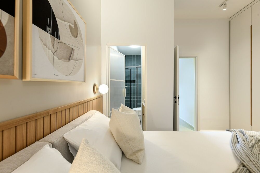 Фото 3br High quality Apt with City View