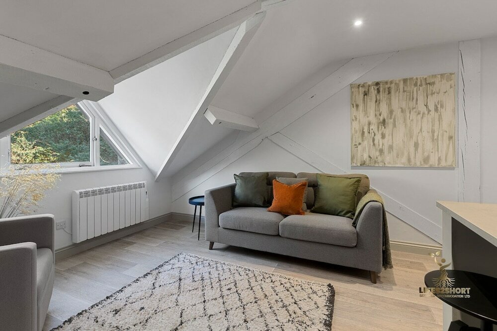 Фото Luxe Courtyard Apt - Exeter City Centre