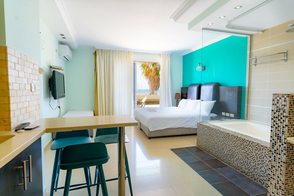 Фото Marina Ben Gurion Hostel