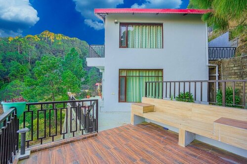 Kia Kasauli Chalet 3 Bhk by Dumnu Homes